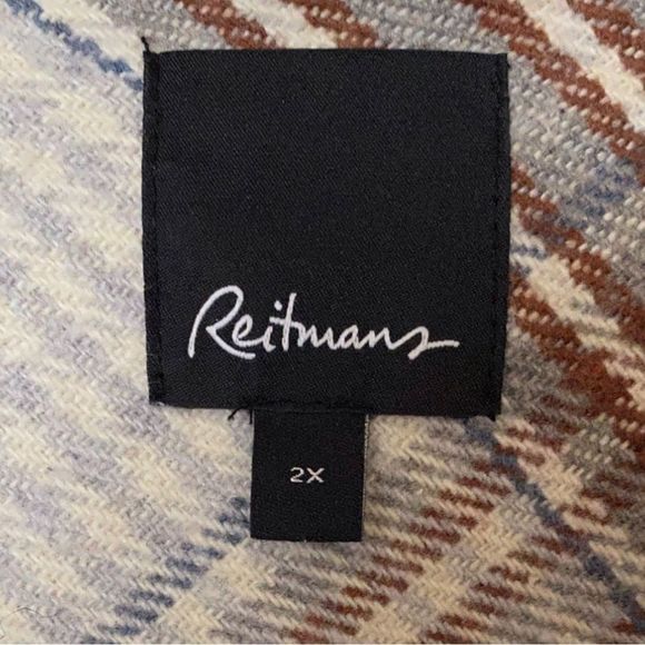 ⭐️Host Pick⭐️ Reitmans: Plaid Shacket With Pockets - Picture 8 of 9